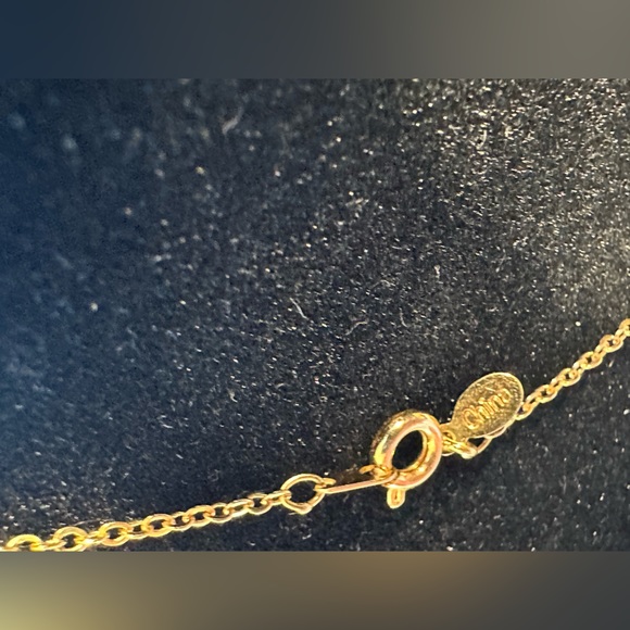 Joan Rivers pink rhinestone heart pendant with gold-tone 18” chain - Picture 5 of 6